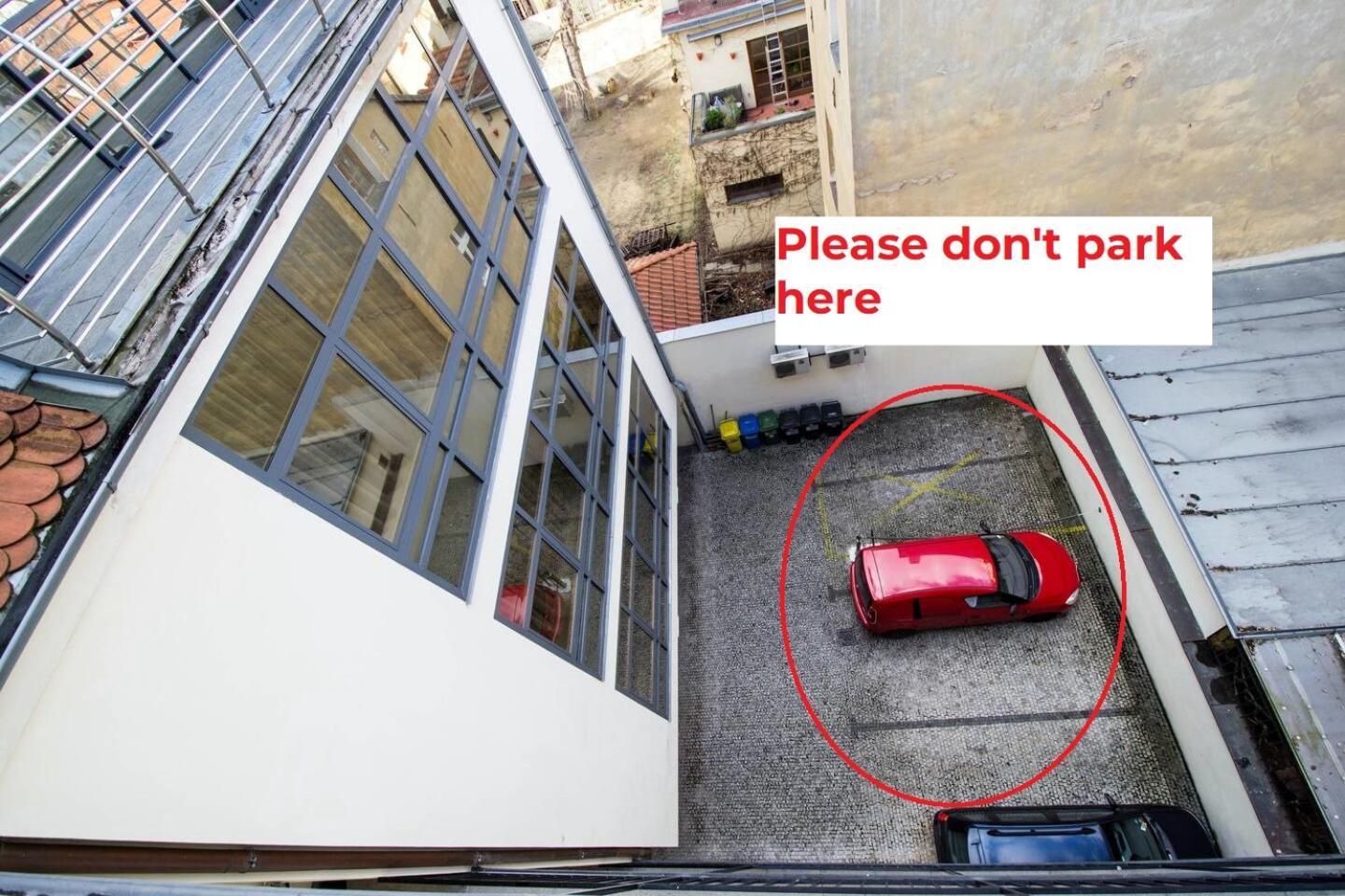Ruterra Red Roofs View With Garage Praga Exterior foto